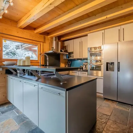 Luxury Pool & Jacuzzi Near Megeve *