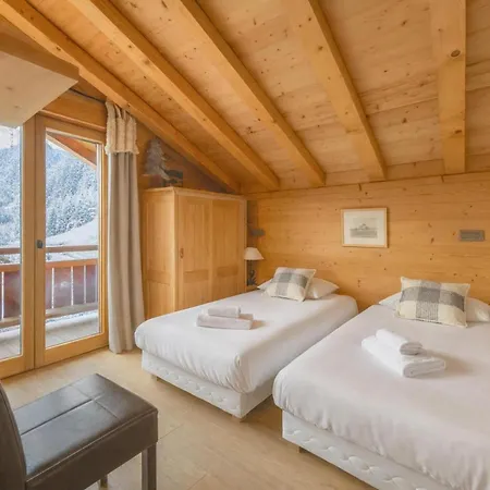 Luxury Pool & Jacuzzi Near Megeve Chalet